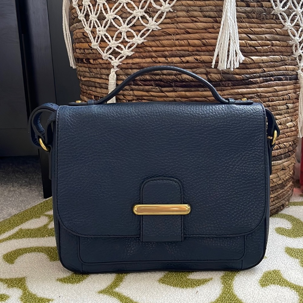 Fossil purse